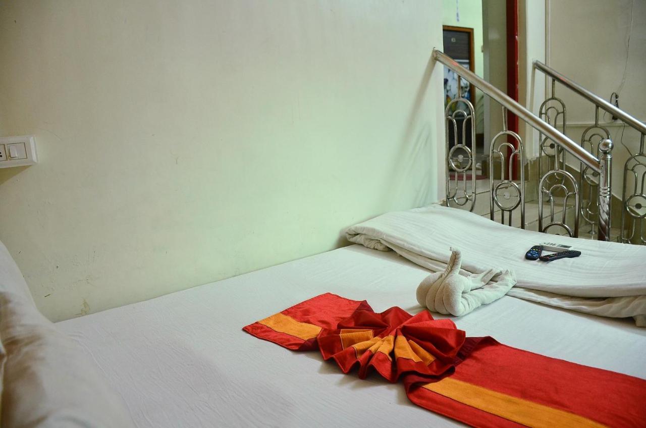 Staymaker Royal Residency Kolkata Exterior photo